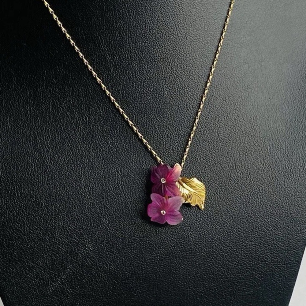 Dior Frosted Flower Necklace - Picture 4 of 9